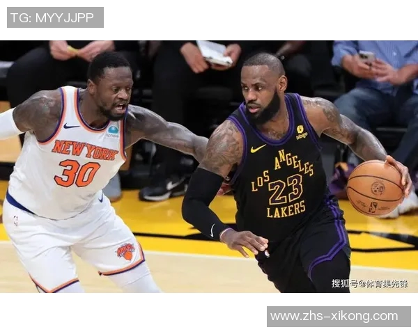 里夫斯轻松战胜尼克斯后期待浓眉回归却惊闻其被交易消息 里夫斯轻松战胜尼克斯后期待浓眉回归却惊闻其被交易消息