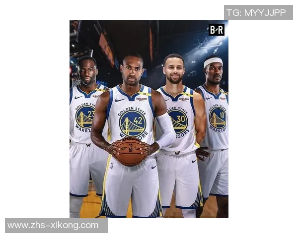 勇士队揭幕战四名首发均超35岁创NBA历史新纪录 勇士队揭幕战四名首发均超35岁创NBA历史新纪录