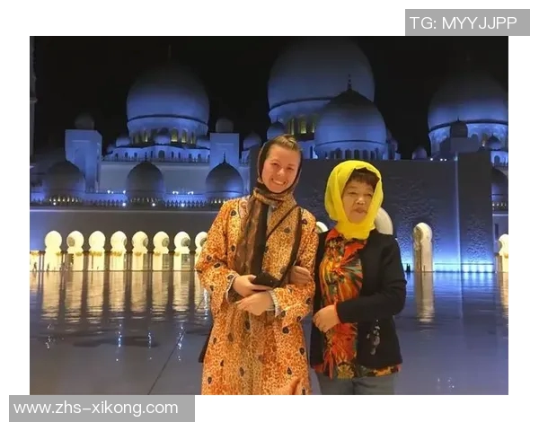 76人全队在阿布扎比谢赫扎伊德清真寺合影留念展现团队凝聚力 76人全队在阿布扎比谢赫扎伊德清真寺合影留念展现团队凝聚力