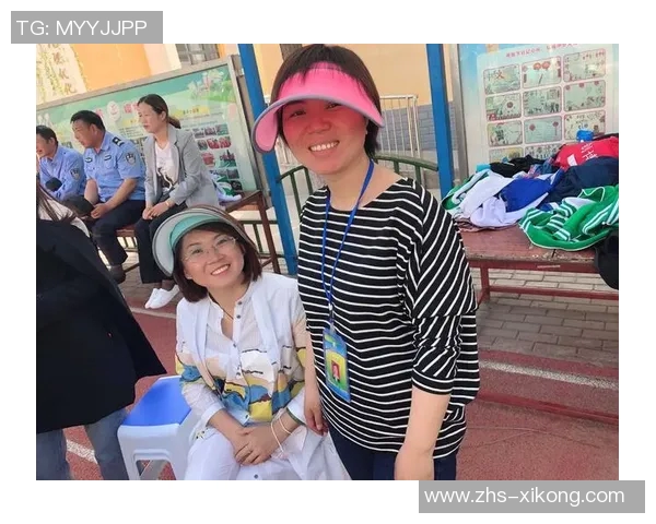 普理查德揭露训练营对抗激烈程度颈部血痕见证战斗般的拼搏精神