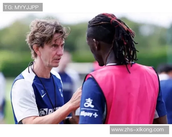 法尔克透露拜仁将格伊视为明夏中卫首选并计划一月谈判 法尔克透露拜仁将格伊视为明夏中卫首选并计划一月谈判