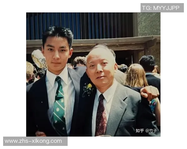 米兰官博晒照欢迎特别嘉宾吴彦祖引发吧友热议