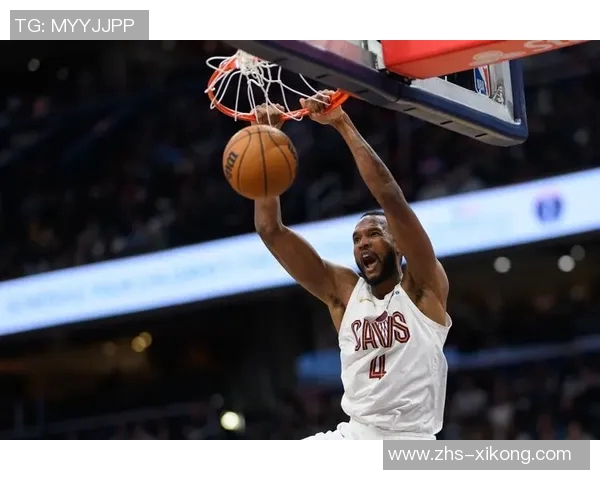 莫布里上半场表现出色高炮台状态回暖贡献10分5板2助1帽三分命中率高达66