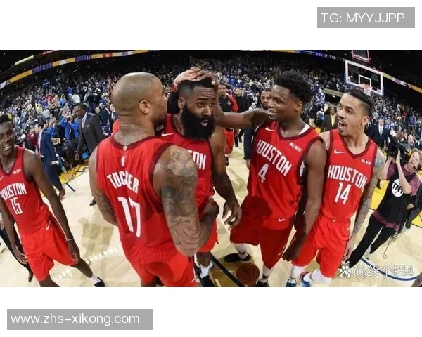 小琼斯与哈登小卡祖巴茨联手展现惊人净效率值得首发机会 小琼斯与哈登小卡祖巴茨联手展现惊人净效率值得首发机会