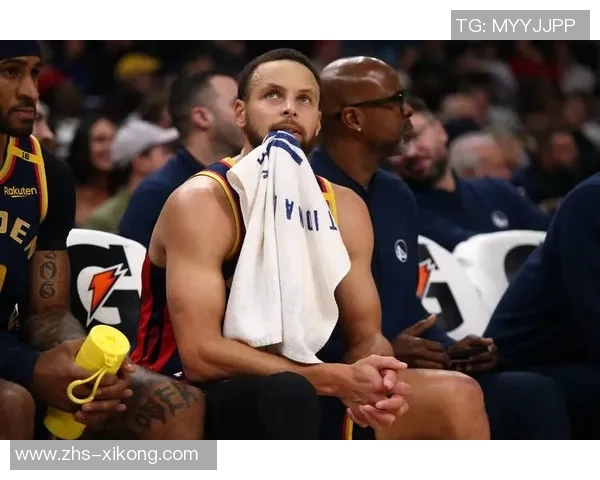 库里表现起伏不定末节失误致球队失利27分6板4助难掩遗憾